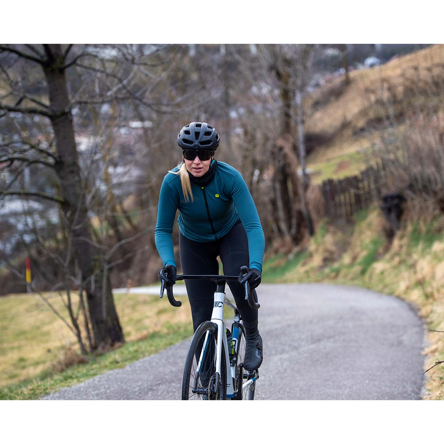 image 18 of Ale Clothing Fondo Plus Pragma Womens Jacket
