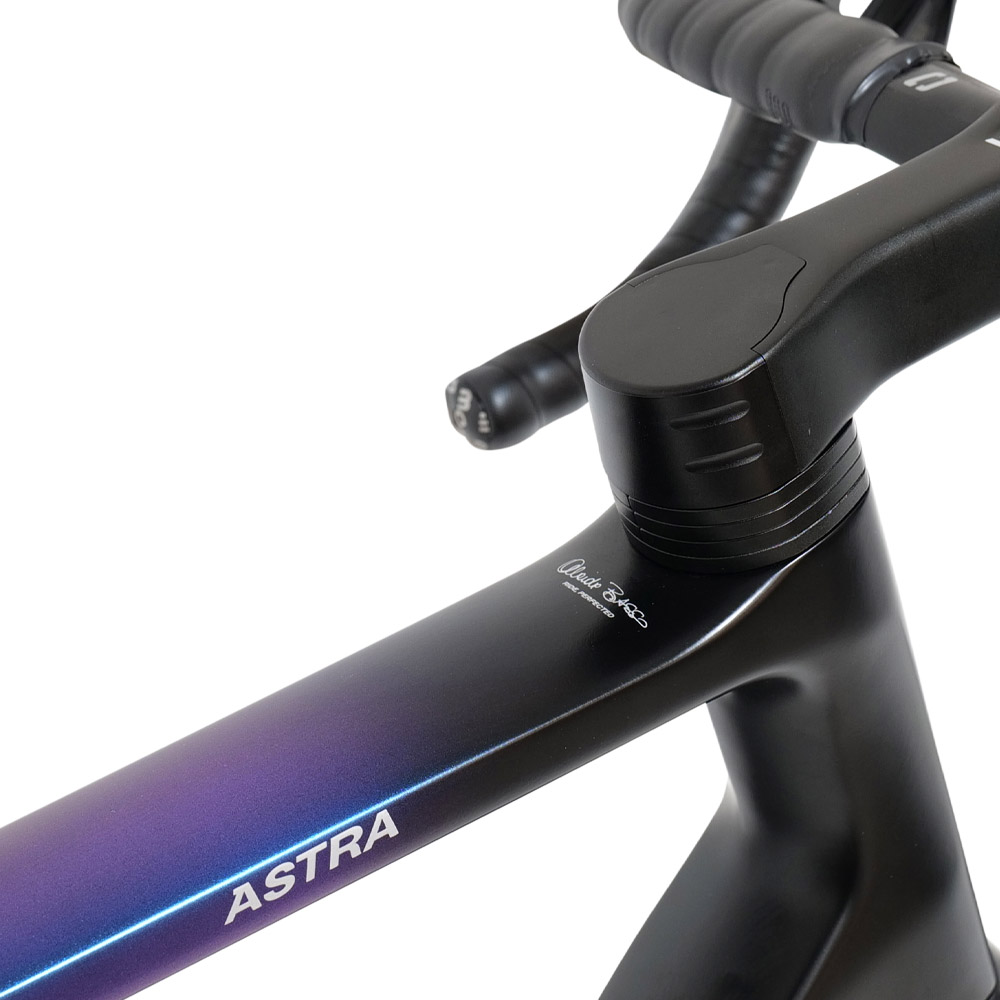 image 6 of Basso Bikes Astra 105 Di2 Aksium Chameleon Bike