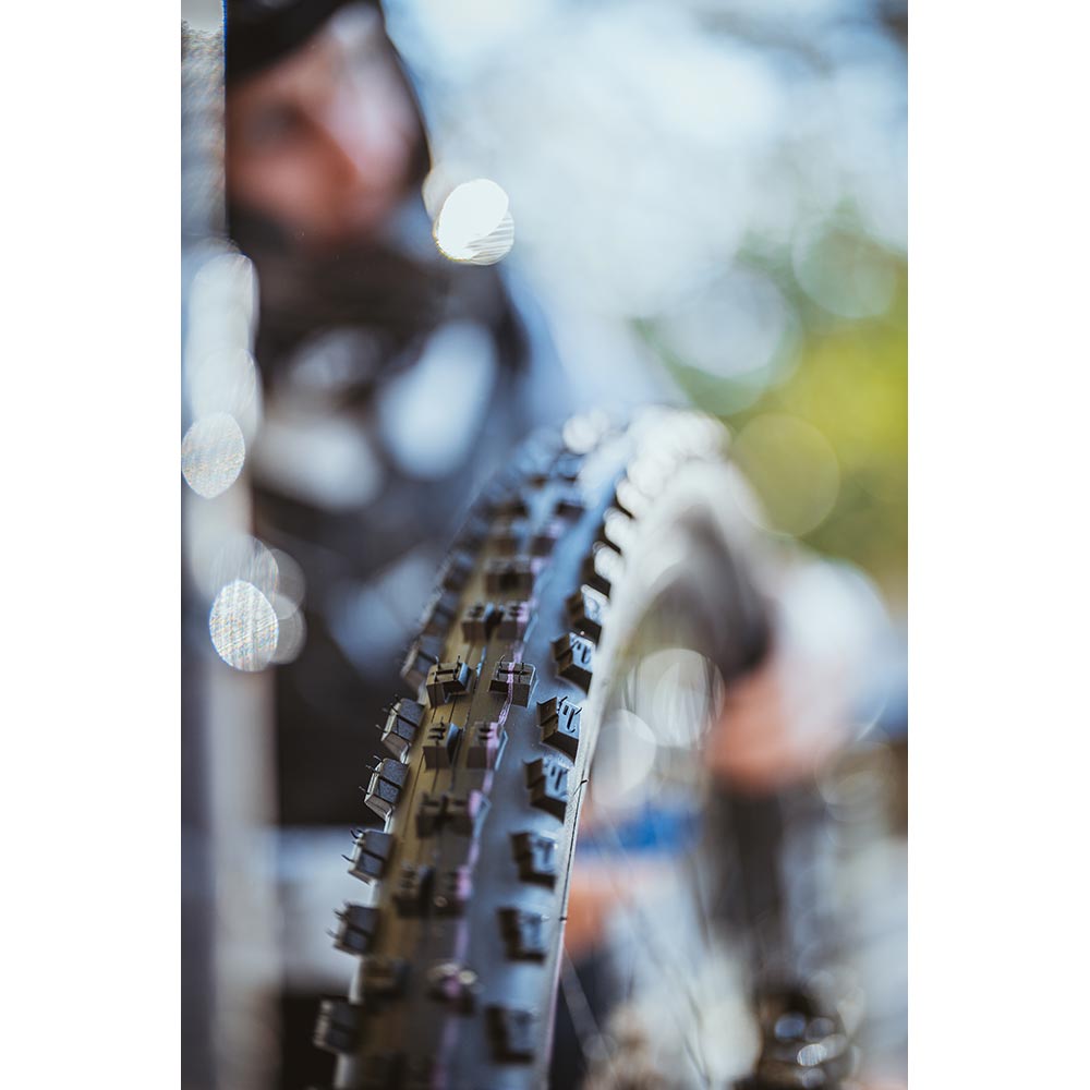 image 4 of Schwalbe Tacky Chan Evo Super Trail Folding TLE