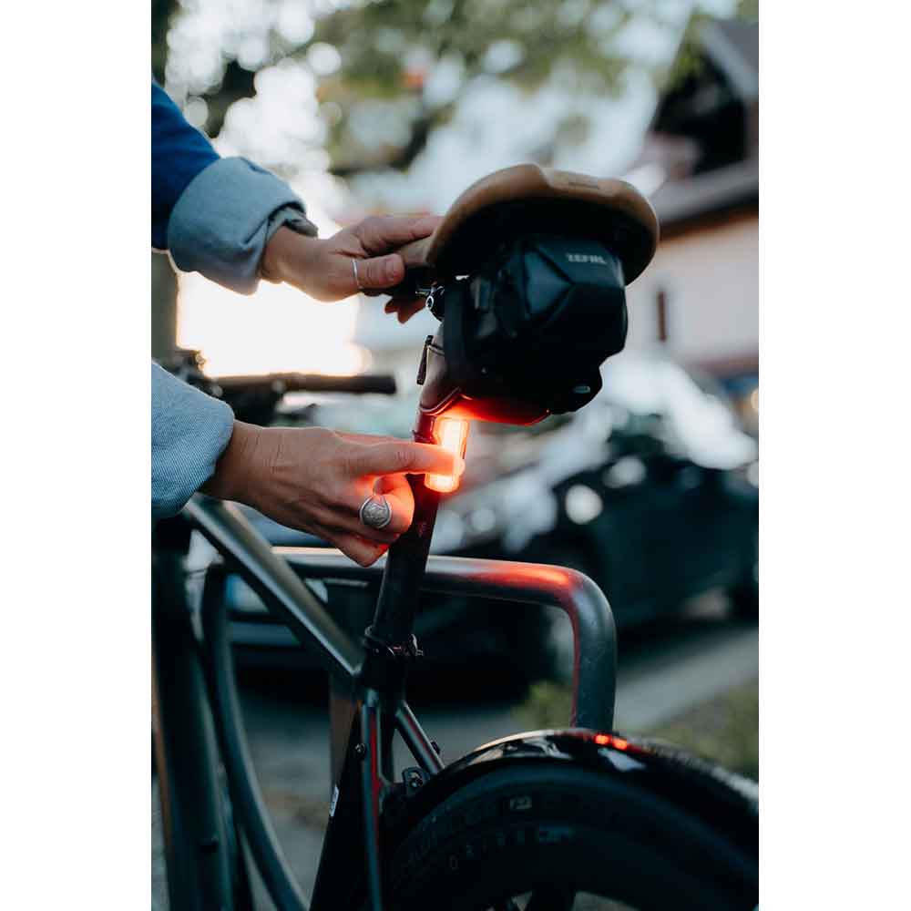 image 3 of Zefal Vision R20 Rear Light